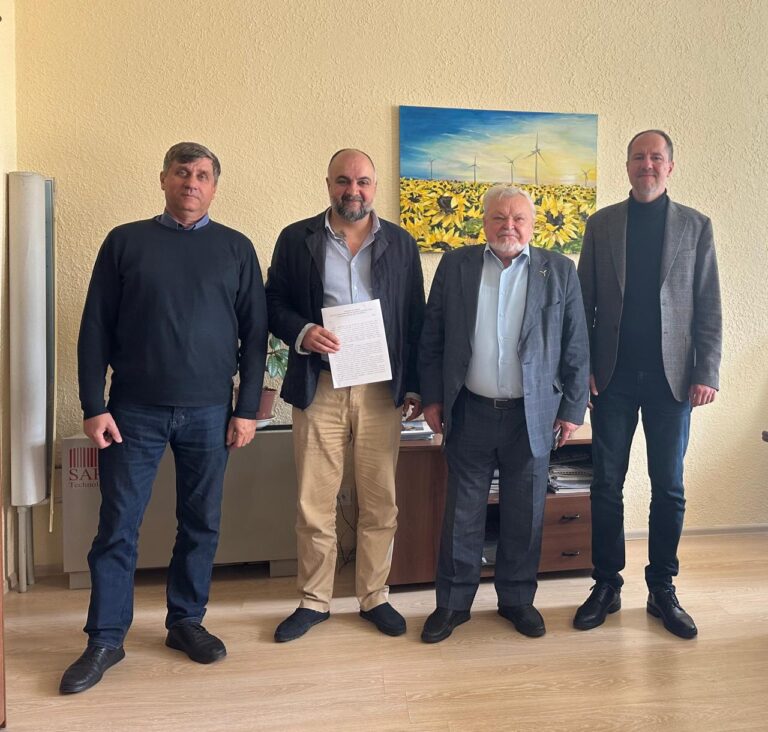 Підписання меморандуму з Інститутутом відновлюваної енергетики НАН України про співпрацю з чітким фокусом на партнерстві з органами місцевого самоврядування (ОМС).